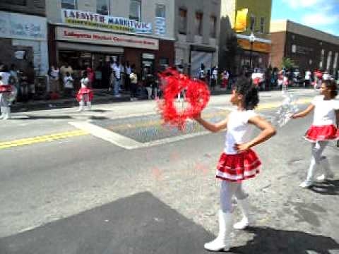 2010 Pennsylvania Avenue Cadillac Parade.3