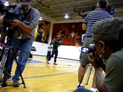 “Why would you wanna break up?” by Mario at Carmelo Anthony Center, 9.3.09 “Why would you wanna break up?” by Mario at Carmelo Anthony Center, 9.3.09