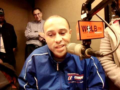 Harlem Globetrotter Choo Smith on WOLB 1010 AM 12.27.11 w/ Doni Glover