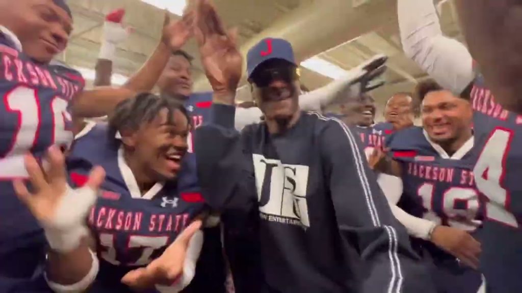 Well Off Media: Snoop Dogg Celebrating in the Locker Room with Jackson State Football