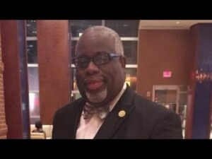 Emmy-nominated Doni Glover Show: Phil Allen, Banker