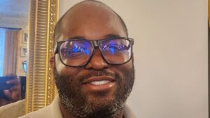 Emmy-nominated Doni Glover Show: Darren Rogers Emmy-nominated Doni Glover Show: Darren Rogers