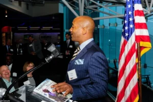 Doni Glover Speaks! Doni Glover Speaks!