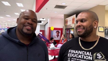 Former NFL Players’ Christmas Giveback in Baltimore