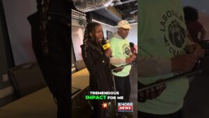 Tiny Adams Presents Award to Dr. Warren Hayman #bmorenews